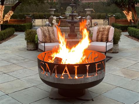 We specialize in copper & stainless steel range hoods, tables, sinks, bathtubs and fire pits. . Personalized metal fire pits